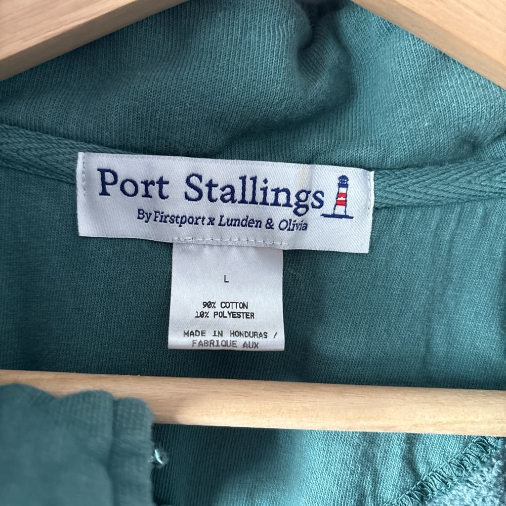 Firstport Sweatshirt - Picture 3 of 4